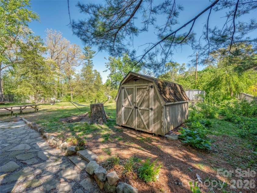 1737 Shano Drive, Hendersonville, NC 28791.  MLS# CAR4373345, YatesRealty ID 14830. 