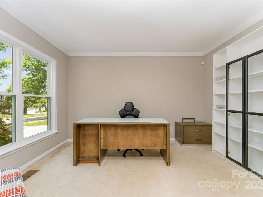 1147 Anduin Falls Drive, Charlotte, NC 28269.  MLS# CAR4259578, YatesRealty ID 14831. 