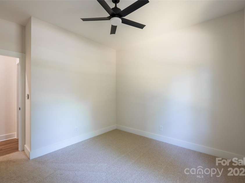 7426 Hambright Road, Huntersville, NC 28078.  MLS# CAR4256145, YatesRealty ID 14832. 