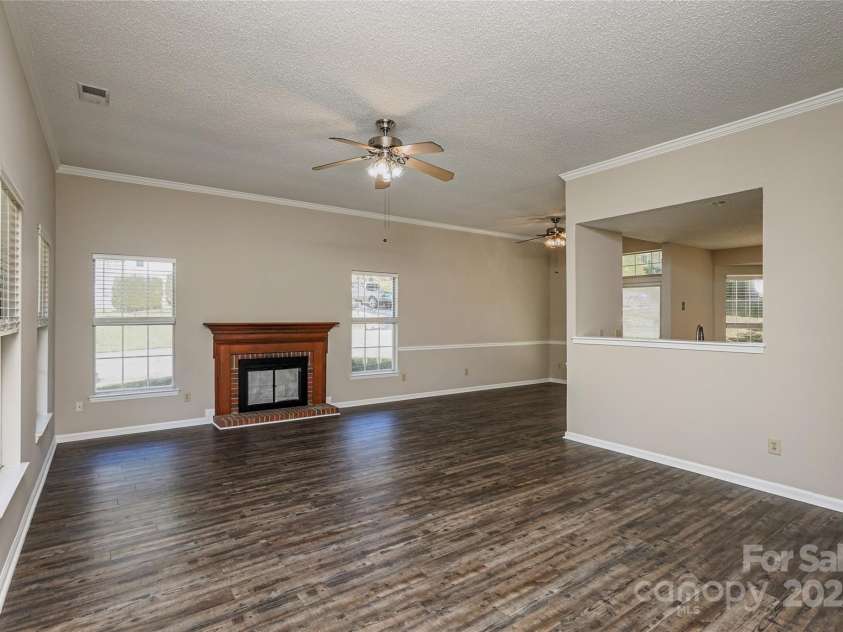 14301 Beryl Court, Pineville, NC 28134.  MLS# CAR4191983, YatesRealty ID 14833. 