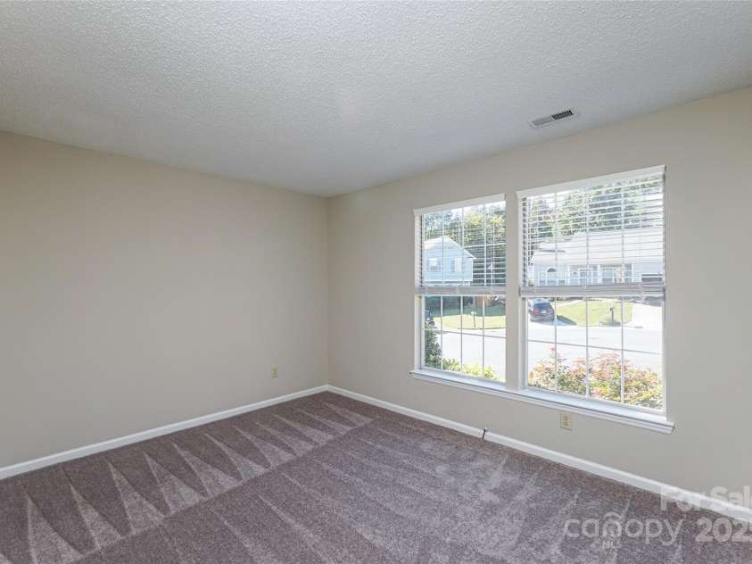 14301 Beryl Court, Pineville, NC 28134.  MLS# CAR4191983, YatesRealty ID 14833. 