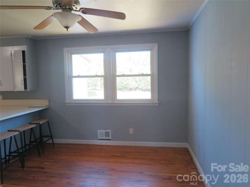 2406 Easton Drive, Shelby, NC 28152.  MLS# CAR4373233, YatesRealty ID 14833. 