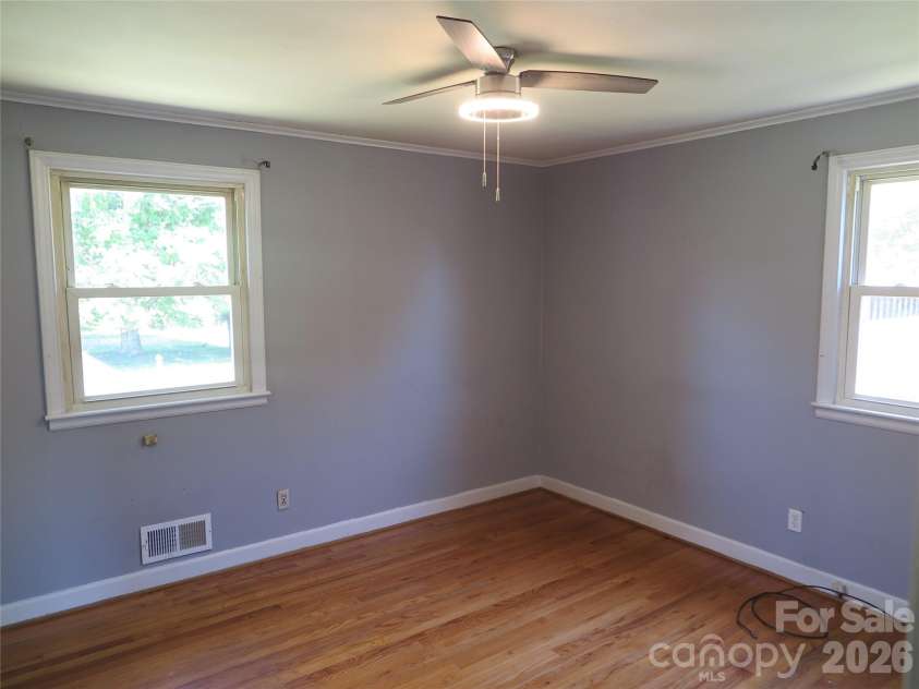 2406 Easton Drive, Shelby, NC 28152.  MLS# CAR4373233, YatesRealty ID 14833. 