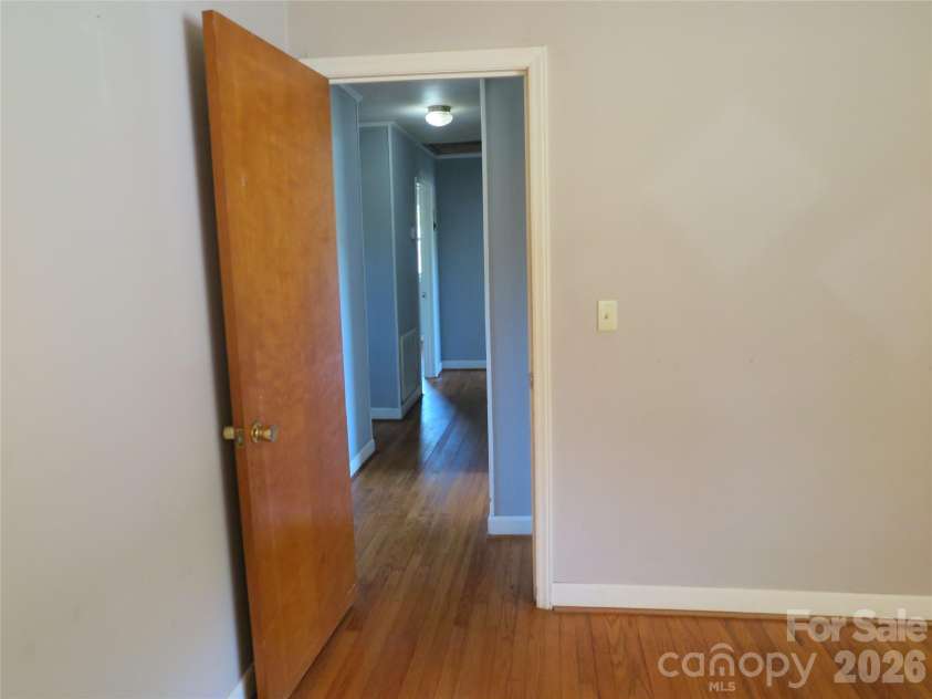 2406 Easton Drive, Shelby, NC 28152.  MLS# CAR4373233, YatesRealty ID 14833. 