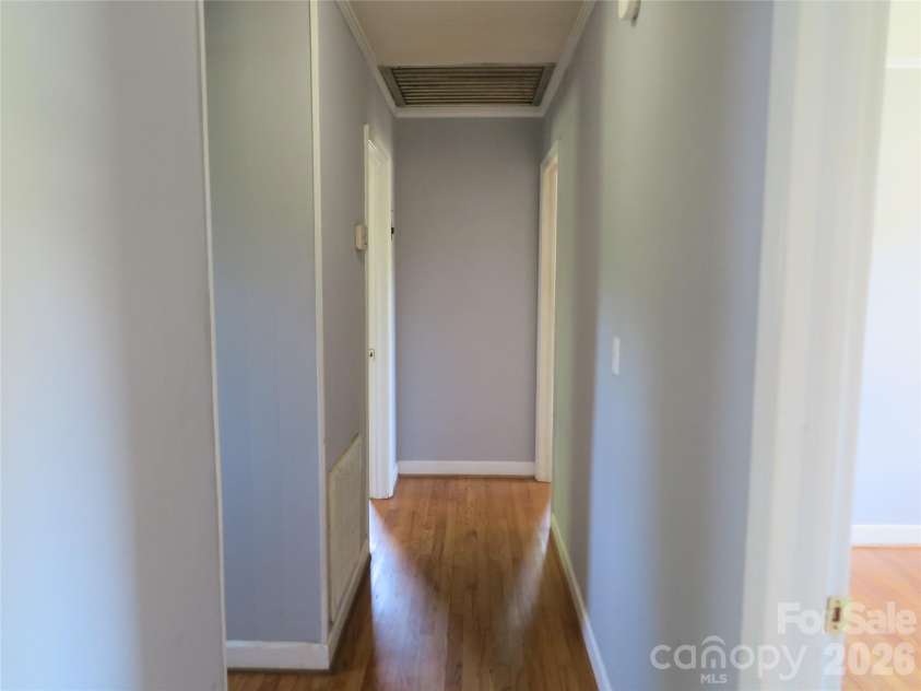 2406 Easton Drive, Shelby, NC 28152.  MLS# CAR4373233, YatesRealty ID 14833. 