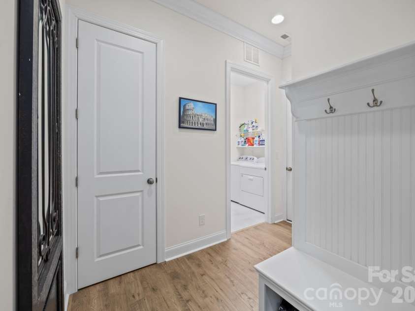 131 Reids Cove Drive, Mooresville, NC 28117.  MLS# CAR4348972, YatesRealty ID 14834. 