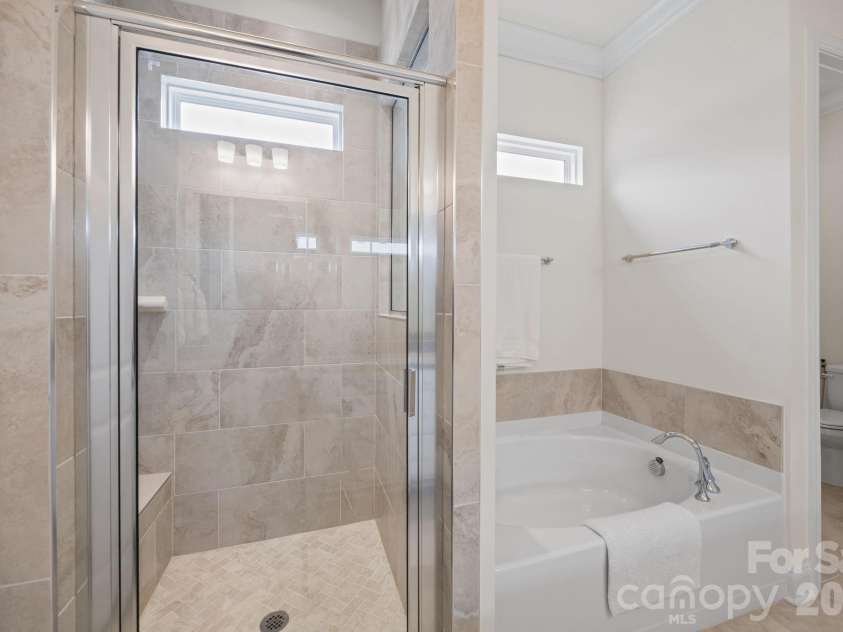 131 Reids Cove Drive, Mooresville, NC 28117.  MLS# CAR4348972, YatesRealty ID 14834. 