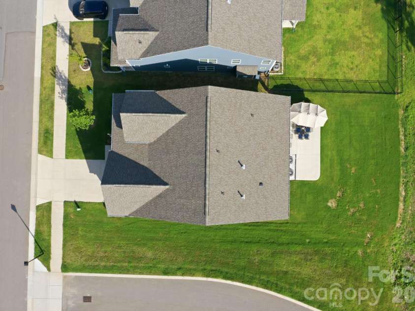 131 Reids Cove Drive, Mooresville, NC 28117.  MLS# CAR4348972, YatesRealty ID 14834. 
