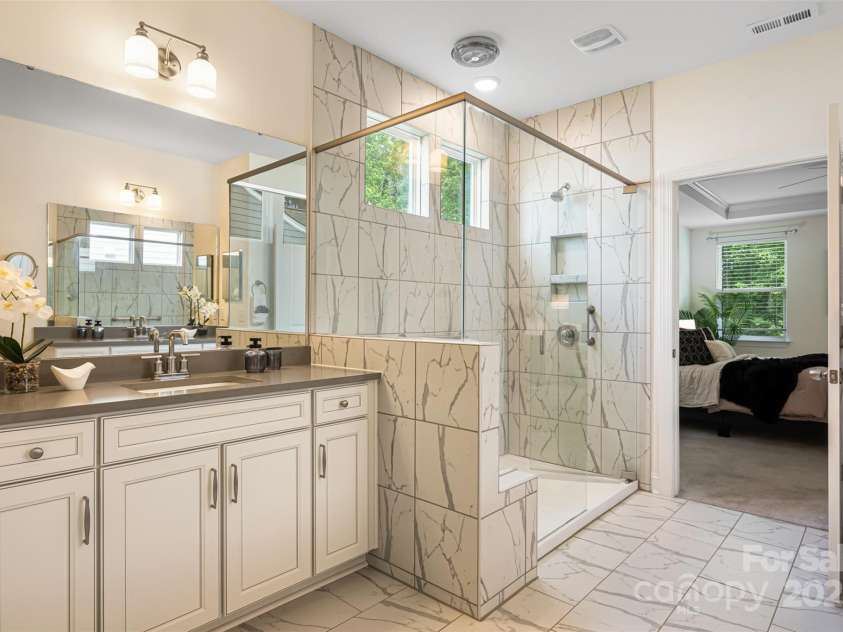 2658 Manor Stone Way, Indian Trail, NC 28079.  MLS# CAR4259713, YatesRealty ID 14835. 