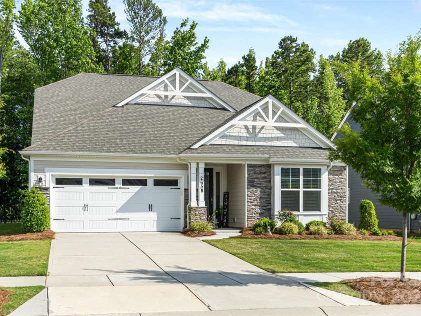 2658 Manor Stone Way, Indian Trail, NC 28079.  MLS# CAR4259713, YatesRealty ID 14835. 