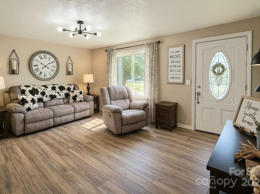 118 Sherwood Drive, Morganton, NC 28655.  MLS# CAR4239510, YatesRealty ID 14837. 