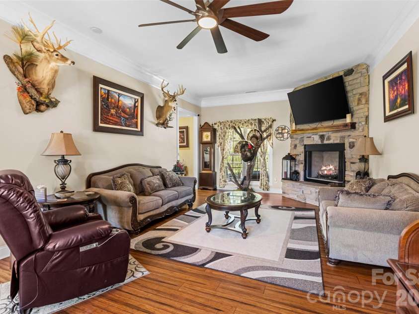 643 John Doster Road, Pageland, SC 29728.  MLS# CAR4369717, YatesRealty ID 14837. 