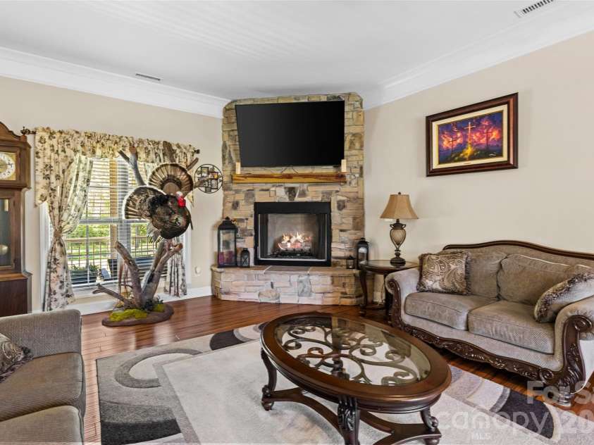 643 John Doster Road, Pageland, SC 29728.  MLS# CAR4369717, YatesRealty ID 14837. 