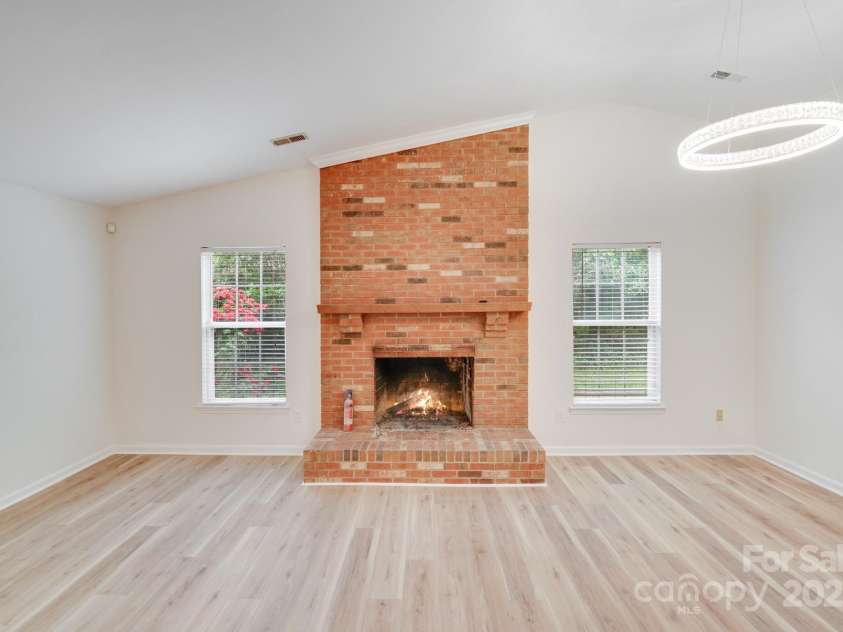 4227 Coopersdale Road, Charlotte, NC 28273.  MLS# CAR4250233, YatesRealty ID 14838. 