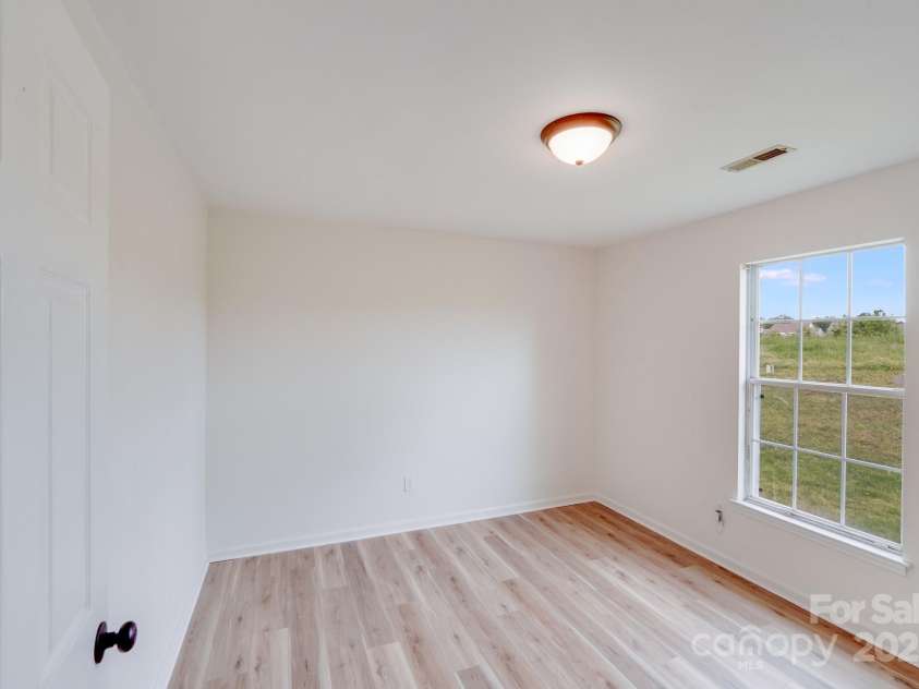 4227 Coopersdale Road, Charlotte, NC 28273.  MLS# CAR4250233, YatesRealty ID 14838. 