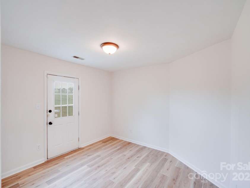 4227 Coopersdale Road, Charlotte, NC 28273.  MLS# CAR4250233, YatesRealty ID 14838. 