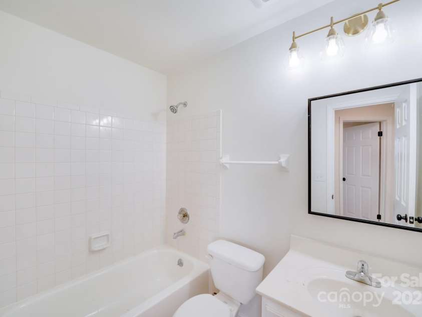 4227 Coopersdale Road, Charlotte, NC 28273.  MLS# CAR4250233, YatesRealty ID 14838. 