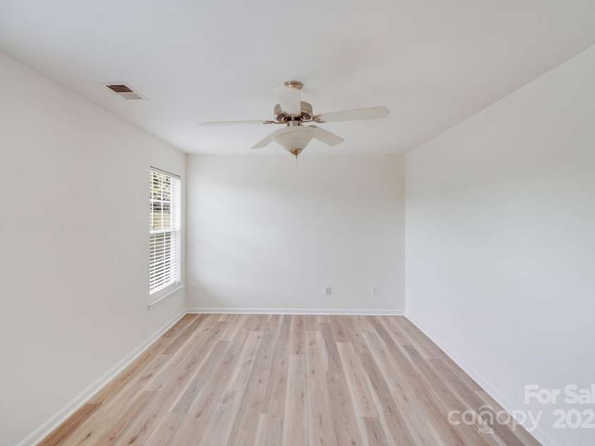4227 Coopersdale Road, Charlotte, NC 28273.  MLS# CAR4250233, YatesRealty ID 14838. 