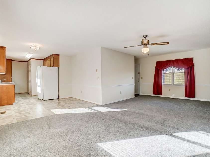 1022 Kannapolis Parkway, Concord, NC 28027.  MLS# CAR4228750, YatesRealty ID 14839. 