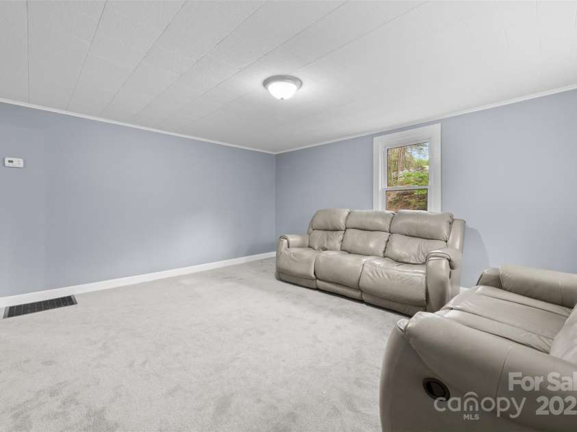 3093 Flat Gap Road, Valdese, NC 28690.  MLS# CAR4250096, YatesRealty ID 14840. 