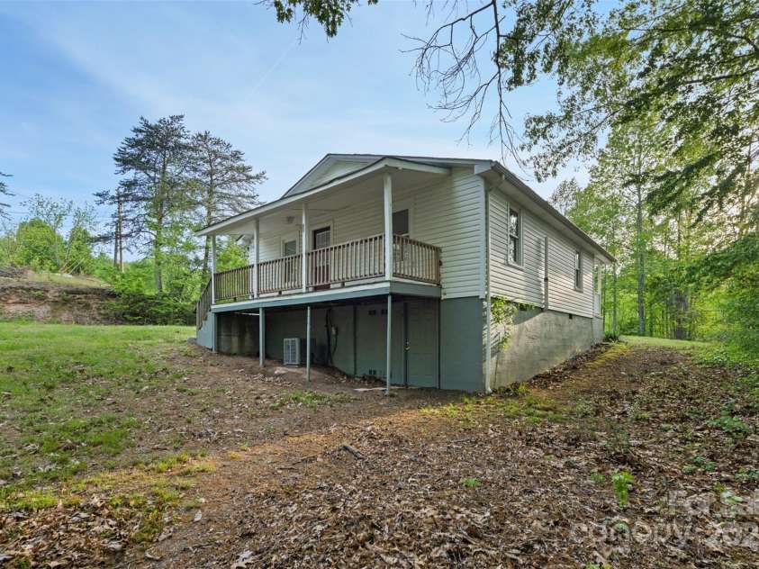 3093 Flat Gap Road, Valdese, NC 28690.  MLS# CAR4250096, YatesRealty ID 14840. 