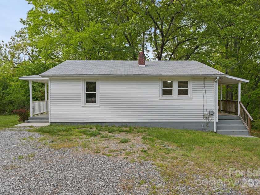 3093 Flat Gap Road, Valdese, NC 28690.  MLS# CAR4250096, YatesRealty ID 14840. 