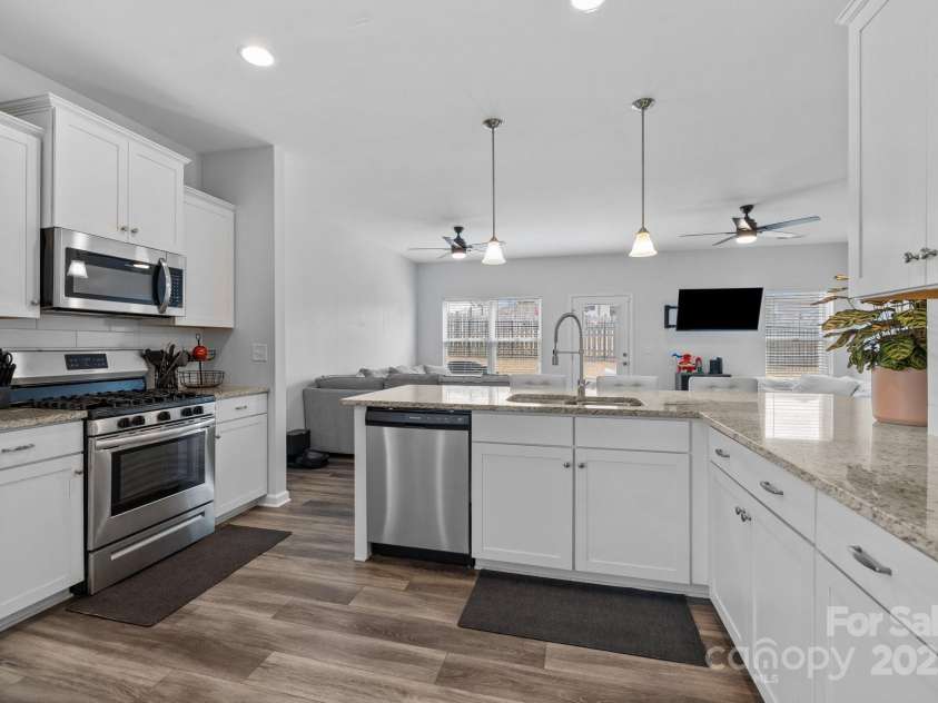 340 Crandon Road, Mount Holly, NC 28120.  MLS# CAR4230516, YatesRealty ID 14841. 