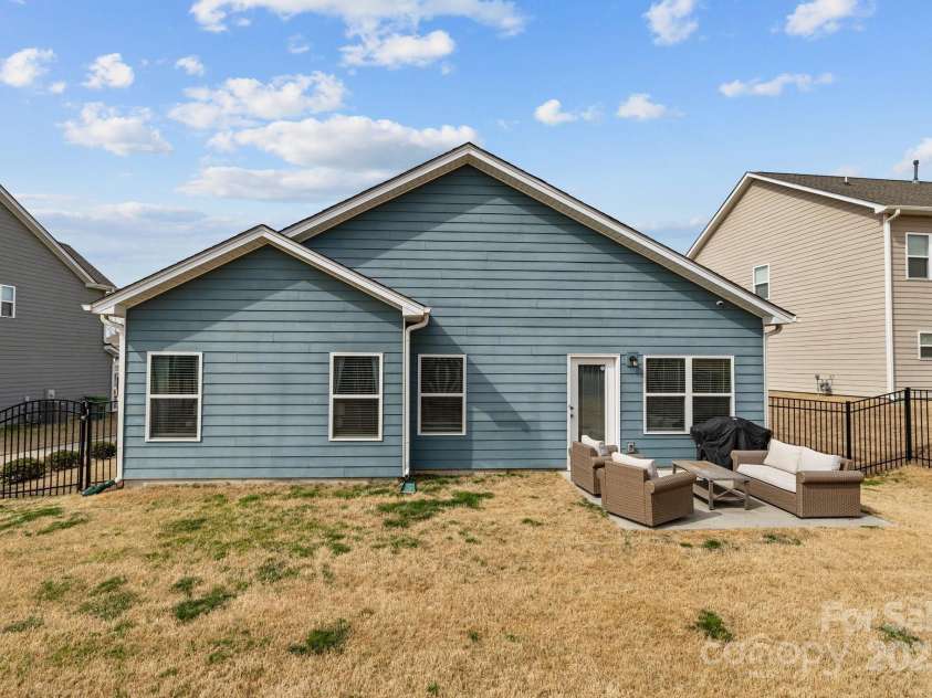 340 Crandon Road, Mount Holly, NC 28120.  MLS# CAR4230516, YatesRealty ID 14841. 