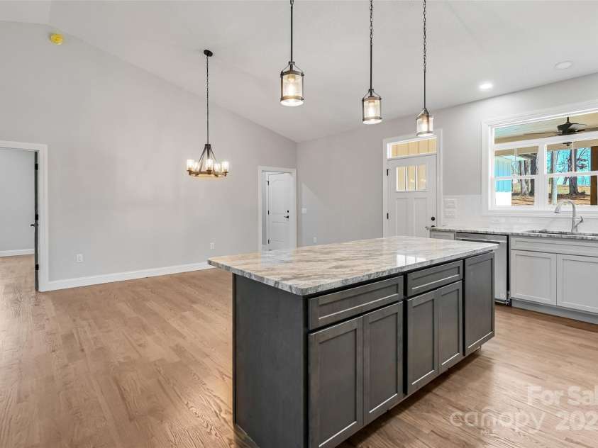 1356 Brightwater Drive, Hendersonville, NC 28739.  MLS# CAR4242323, YatesRealty ID 14842. 