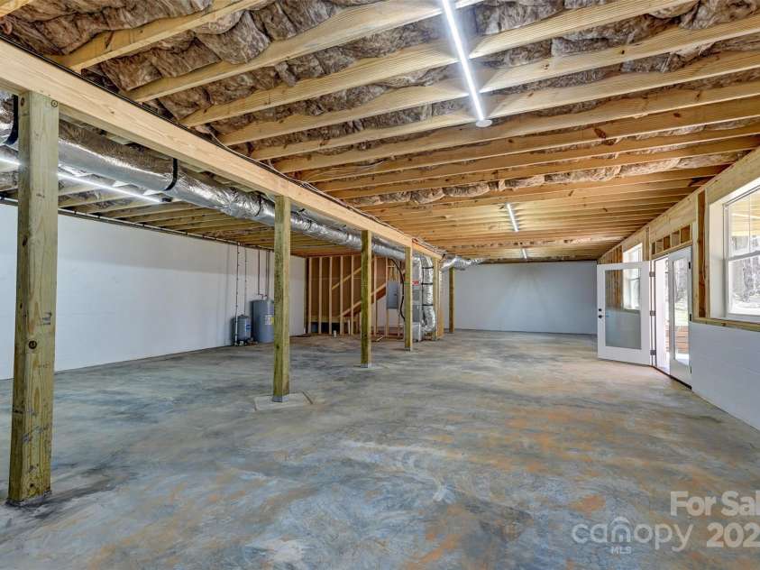 1356 Brightwater Drive, Hendersonville, NC 28739.  MLS# CAR4242323, YatesRealty ID 14842. 