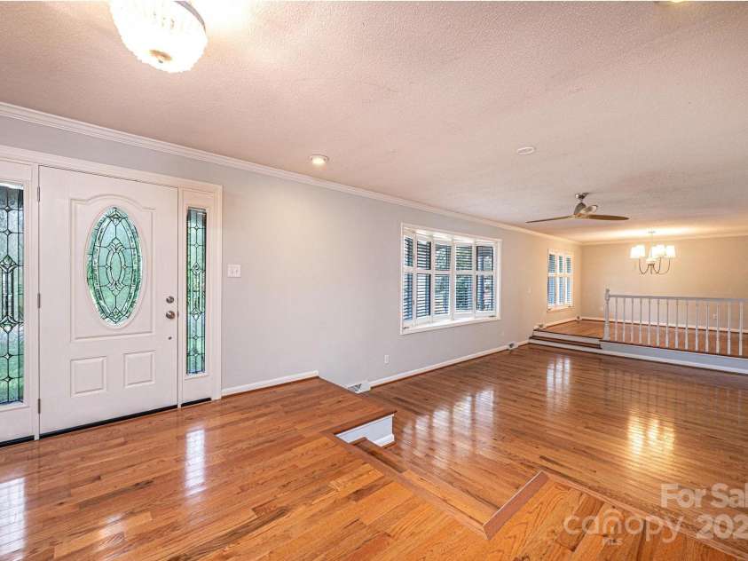 710 4th Avenue, Conover, NC 28613.  MLS# CAR4321618, YatesRealty ID 14842. 