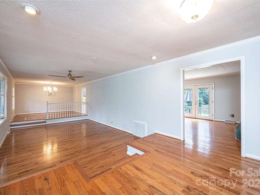 710 4th Avenue, Conover, NC 28613.  MLS# CAR4321618, YatesRealty ID 14842. 