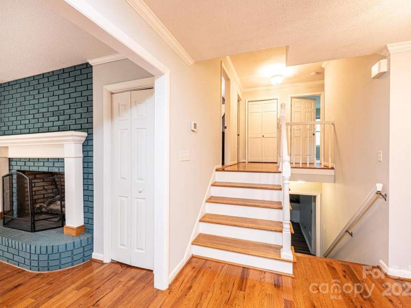 710 4th Avenue, Conover, NC 28613.  MLS# CAR4321618, YatesRealty ID 14842. 