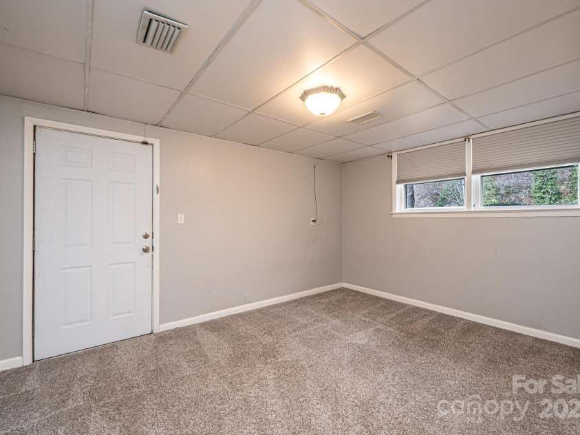 710 4th Avenue, Conover, NC 28613.  MLS# CAR4321618, YatesRealty ID 14842. 