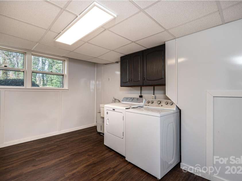 710 4th Avenue, Conover, NC 28613.  MLS# CAR4321618, YatesRealty ID 14842. 