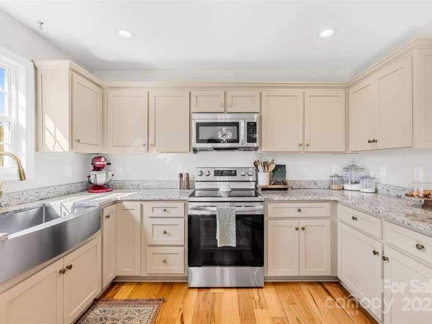 1429 Scotts Creek Road, Statesville, NC 28625.  MLS# CAR4233468, YatesRealty ID 14843. 