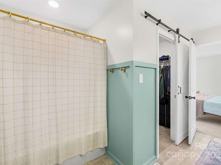 1429 Scotts Creek Road, Statesville, NC 28625.  MLS# CAR4233468, YatesRealty ID 14843. 