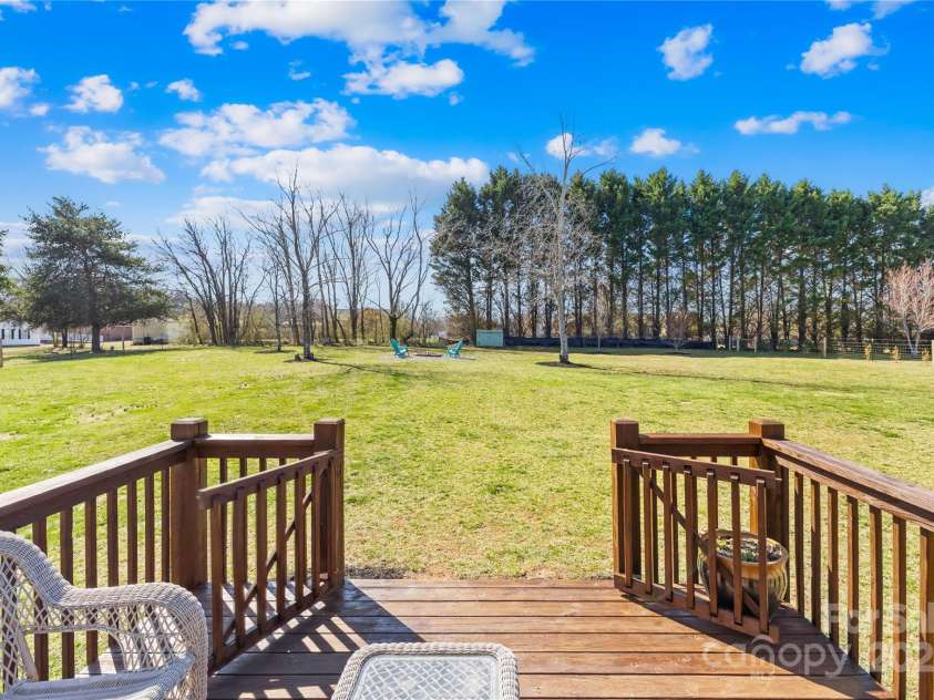 1429 Scotts Creek Road, Statesville, NC 28625.  MLS# CAR4233468, YatesRealty ID 14843. 