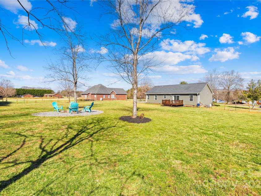 1429 Scotts Creek Road, Statesville, NC 28625.  MLS# CAR4233468, YatesRealty ID 14843. 