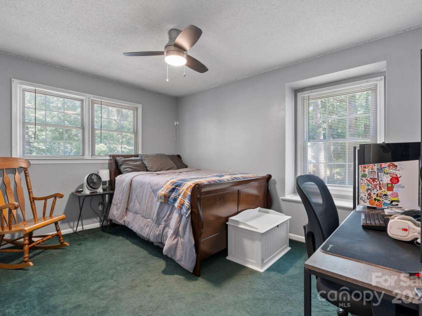 4603 Oakwood Circle, Gastonia, NC 28056.  MLS# CAR4284974, YatesRealty ID 14844. 