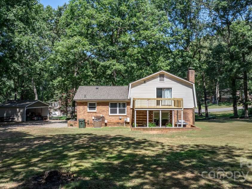 4603 Oakwood Circle, Gastonia, NC 28056.  MLS# CAR4284974, YatesRealty ID 14844. 