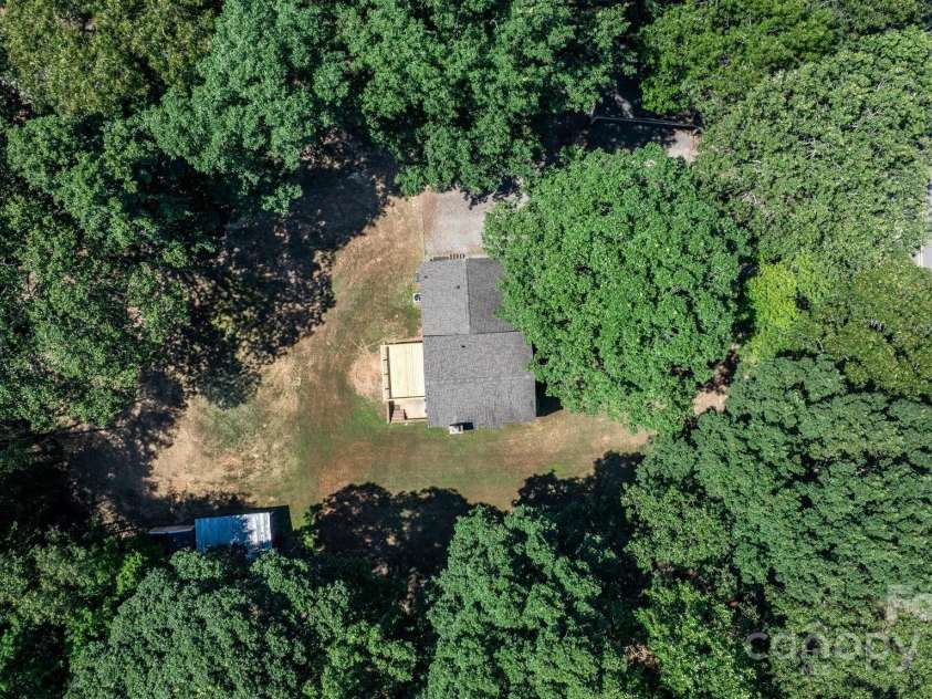 4603 Oakwood Circle, Gastonia, NC 28056.  MLS# CAR4284974, YatesRealty ID 14844. 