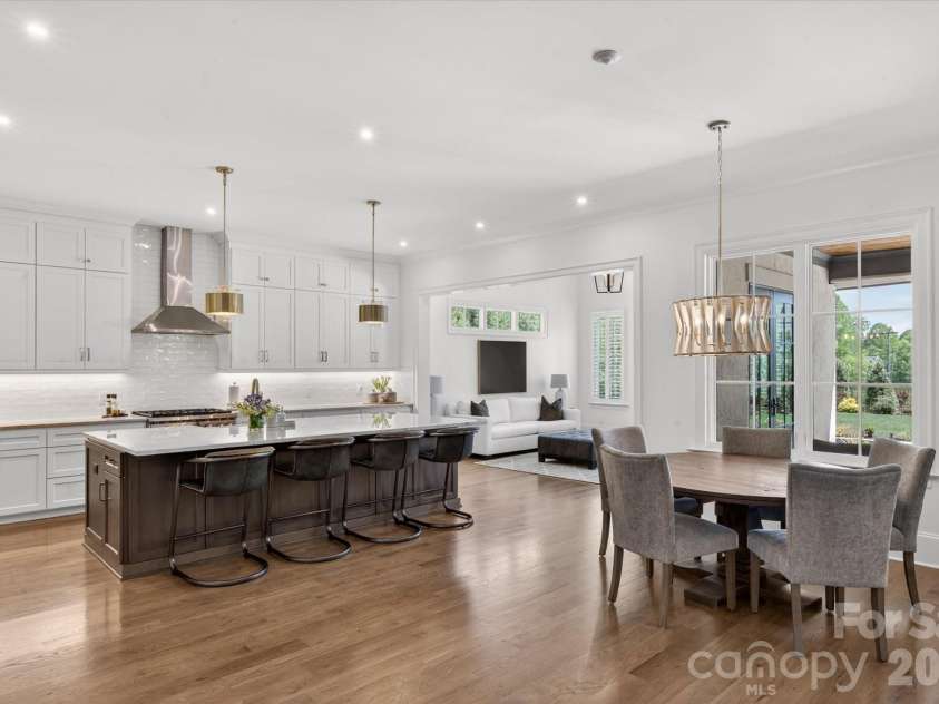 8008 Skye Lochs Drive, Waxhaw, NC 28173.  MLS# CAR4367926, YatesRealty ID 14845. 