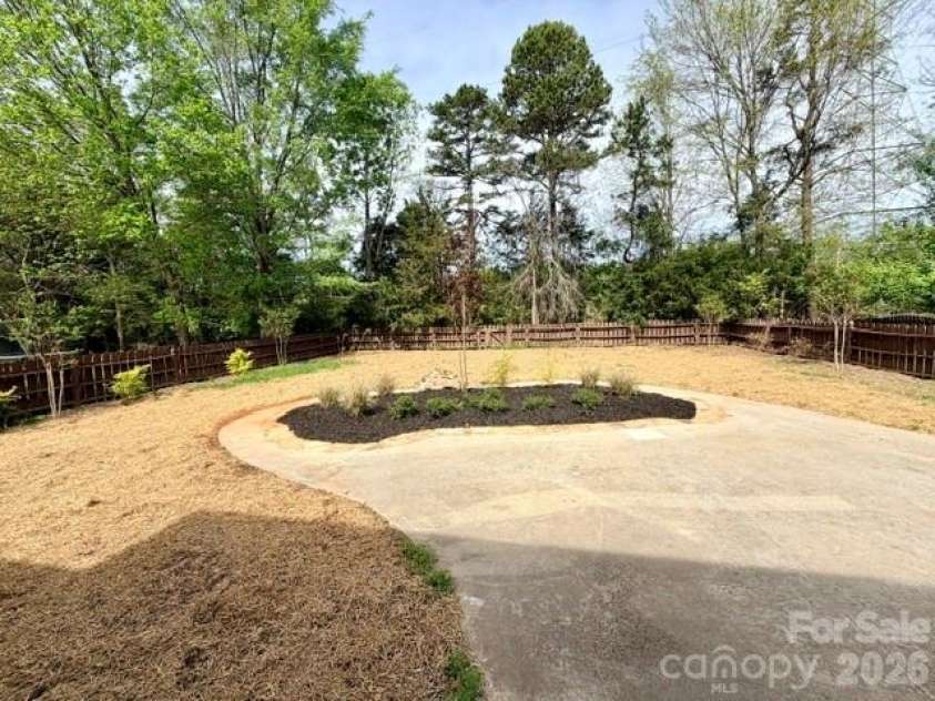 1022 Canopy Drive, Indian Trail, NC 28079.  MLS# CAR4294444, YatesRealty ID 14846. 