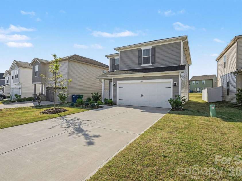 309 Fairchild Way, Albemarle, NC 28001.  MLS# CAR4372753, YatesRealty ID 14848. 