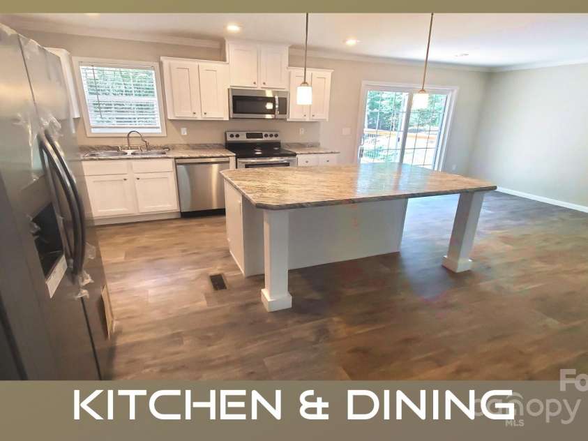 38 Enochs Way, Fletcher, NC 28732.  MLS# CAR4173857, YatesRealty ID 1485. 