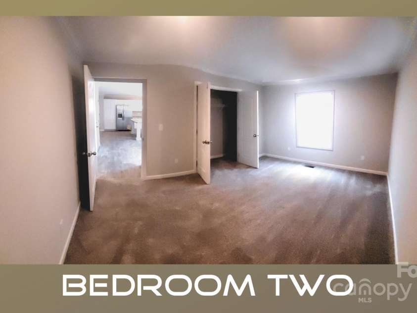 38 Enochs Way, Fletcher, NC 28732.  MLS# CAR4173857, YatesRealty ID 1485. 