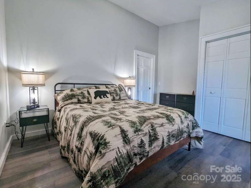 600 Pinewood Drive, Waynesville, NC 28786.  MLS# CAR4216551, YatesRealty ID 14852. 