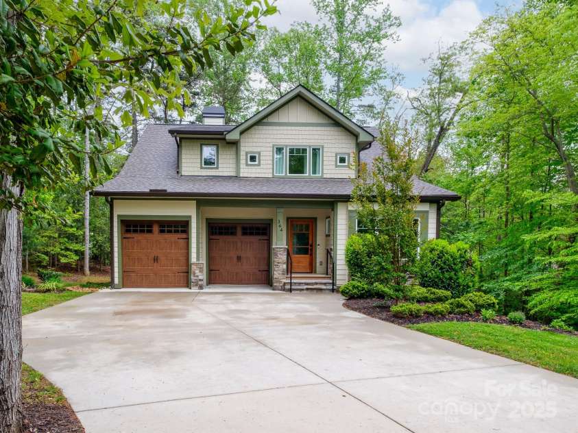 364 Camptown Road, Brevard, NC 28712.  MLS# CAR4256975, YatesRealty ID 14853. 