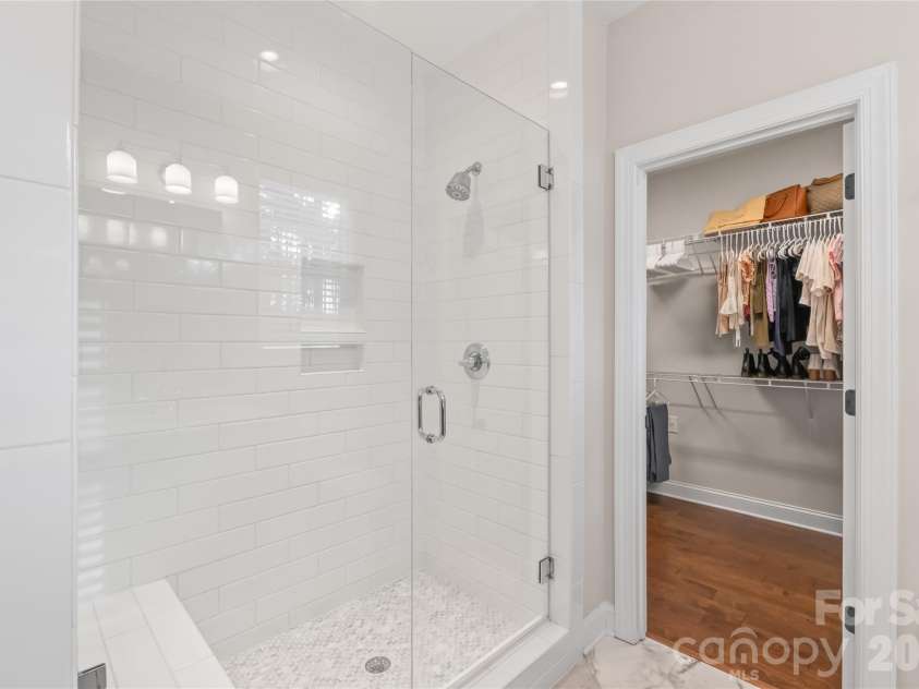 4307 Island Fox Lane, Denver, NC 28037.  MLS# CAR4343092, YatesRealty ID 14853. 